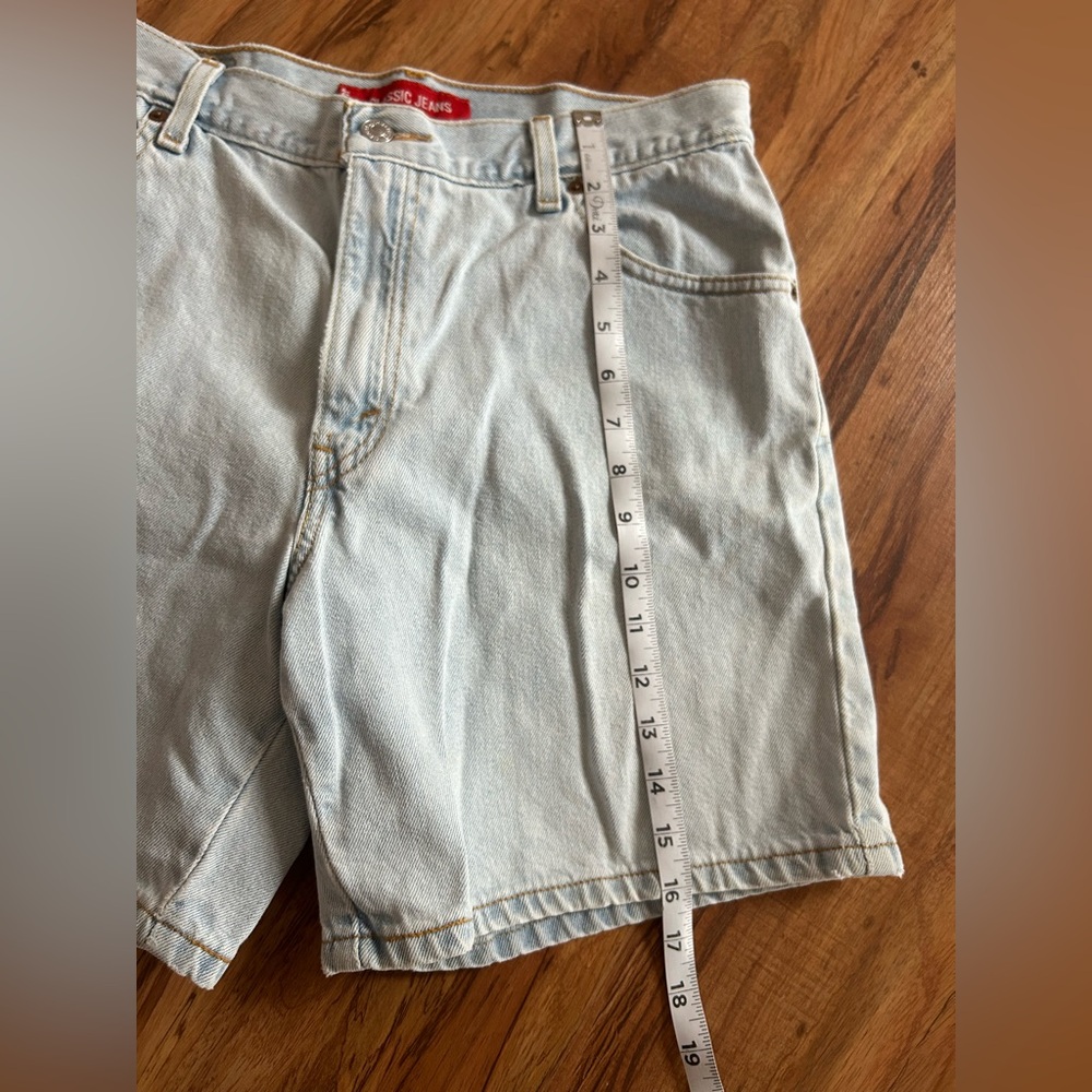 Vintage Y2K Levi’s Classic Fit Denim Shorts Womens size 12 - Picture 8 of 9